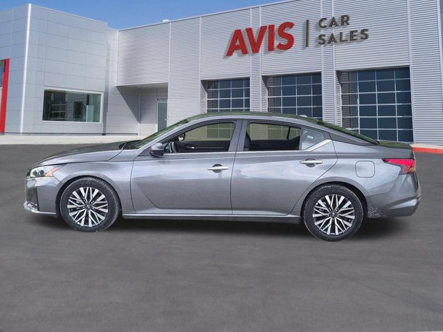 Thumbnail: 2025 Nissan Altima - 10