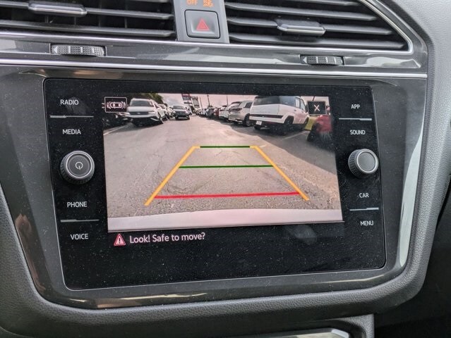 Thumbnail: 2024 Volkswagen Tiguan - 9