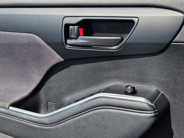 Thumbnail: 2024 Toyota Highlander - 13