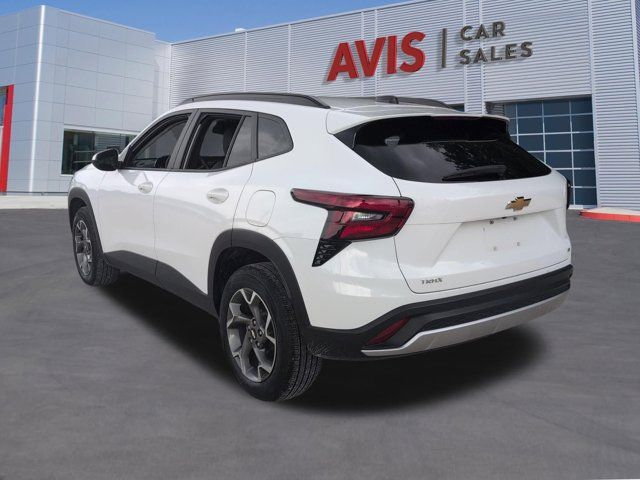 Thumbnail: 2025 Chevrolet Trax - 9