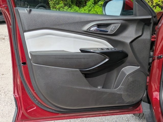 Thumbnail: 2024 Chevrolet Trax - 11