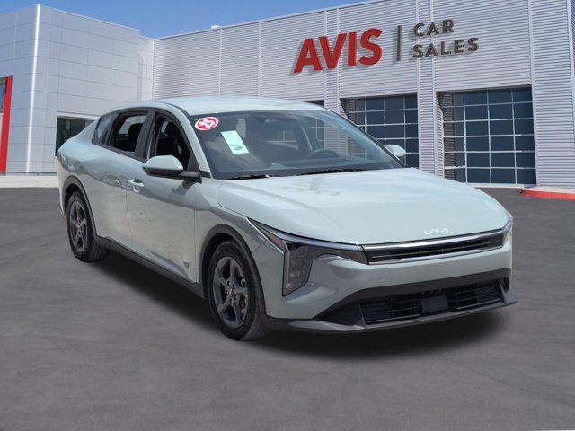 Thumbnail: 2025 Kia K4 - 3