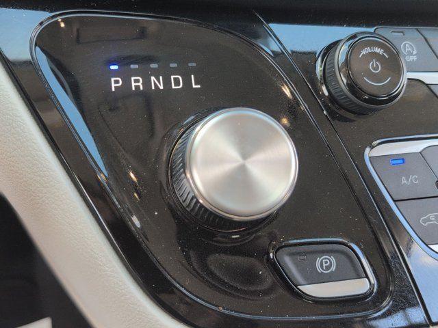 Thumbnail: 2024 Chrysler Pacifica - 19