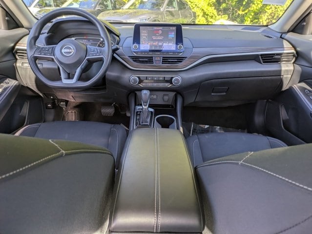 Thumbnail: 2024 Nissan Altima - 25