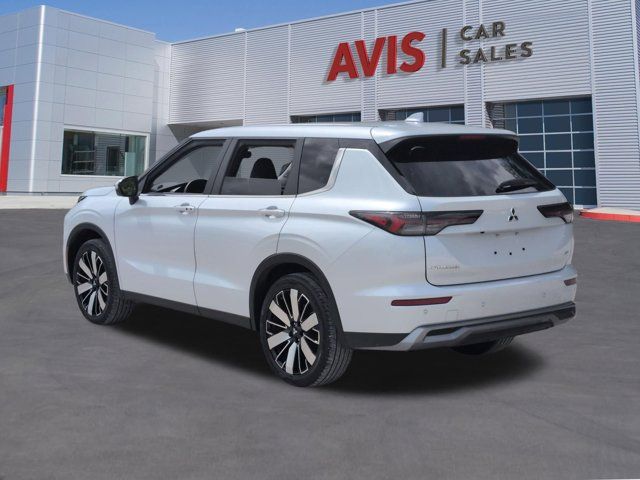 Thumbnail: 2025 Mitsubishi Outlander - 9