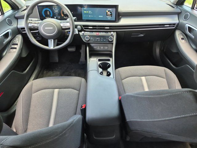 2025 Hyundai Sonata SEL - Photo 25