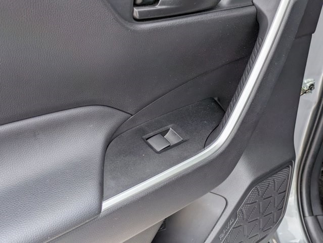 Thumbnail: 2024 Toyota RAV4 - 27