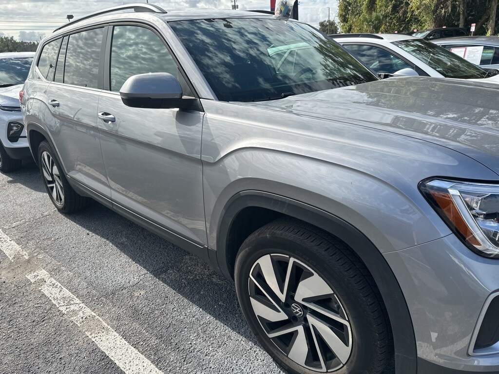 Certified 2025 Volkswagen Atlas 2.0T SE w/Technology SUV