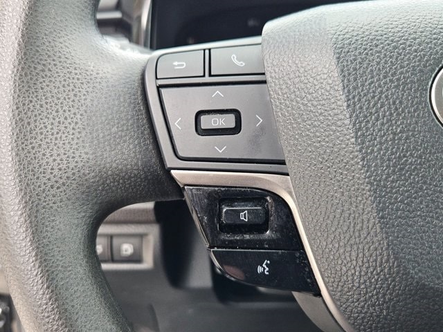 Thumbnail: 2025 Toyota Camry - 20