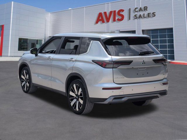 Thumbnail: 2025 Mitsubishi Outlander - 9