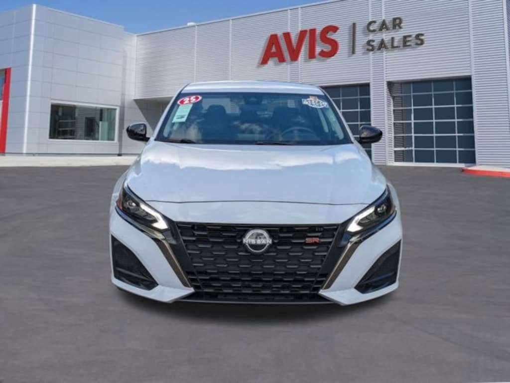 Certified 2025 Nissan Altima SR Sedan