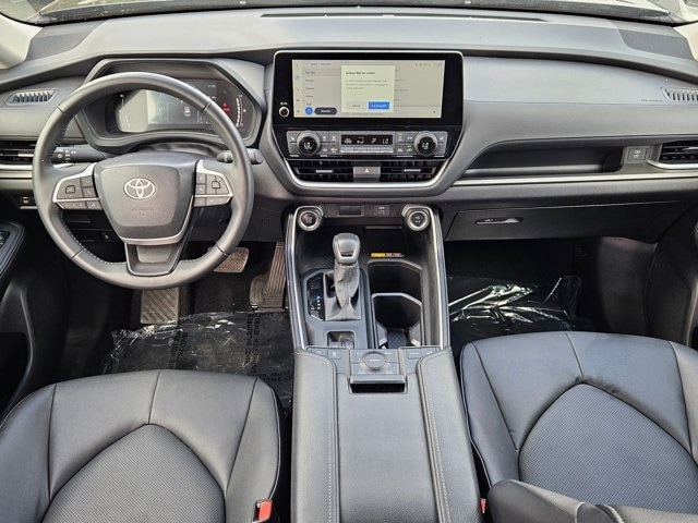 Thumbnail: 2025 Toyota Grand Highlander - 27