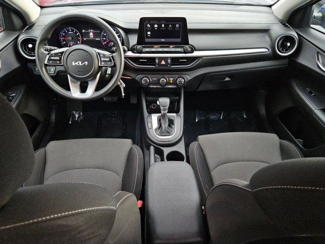 Thumbnail: 2024 Kia Forte - 24