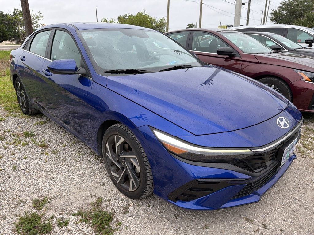 Thumbnail: 2025 Hyundai Elantra - 9