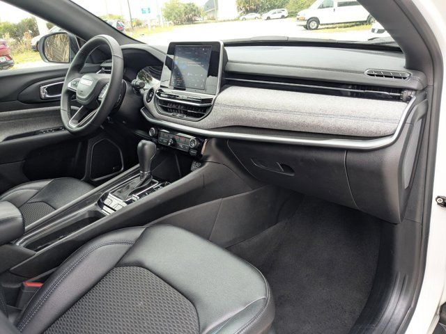 Thumbnail: 2025 Jeep Compass - 29