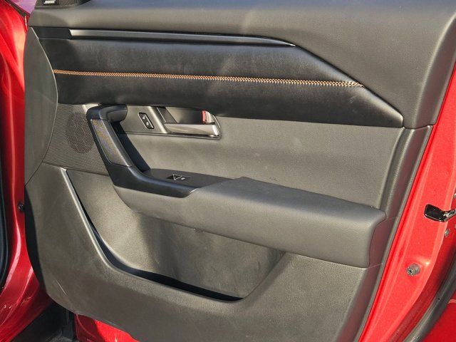 Thumbnail: 2025 Mazda CX-50 - 33