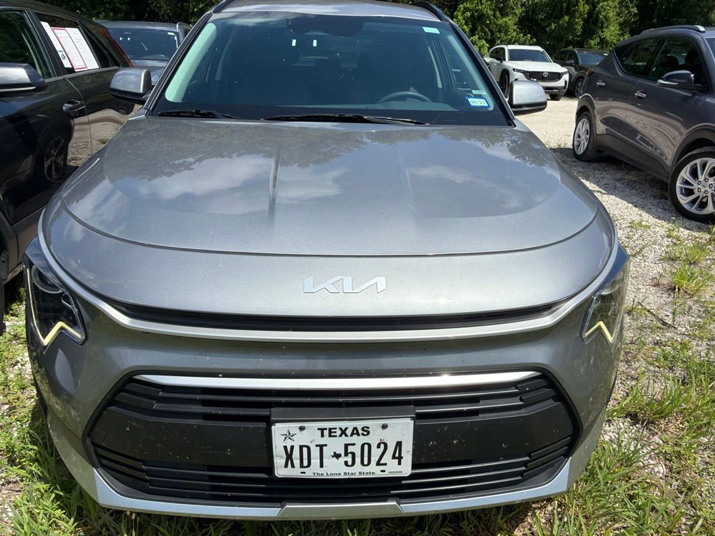Thumbnail: 2025 Kia Niro - 6