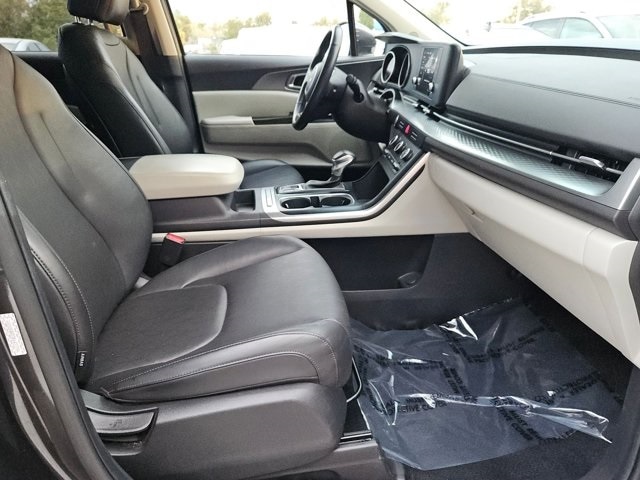 Thumbnail: 2024 Kia Carnival - 30