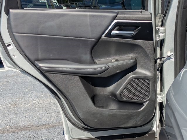 Thumbnail: 2024 Mitsubishi Outlander - 23