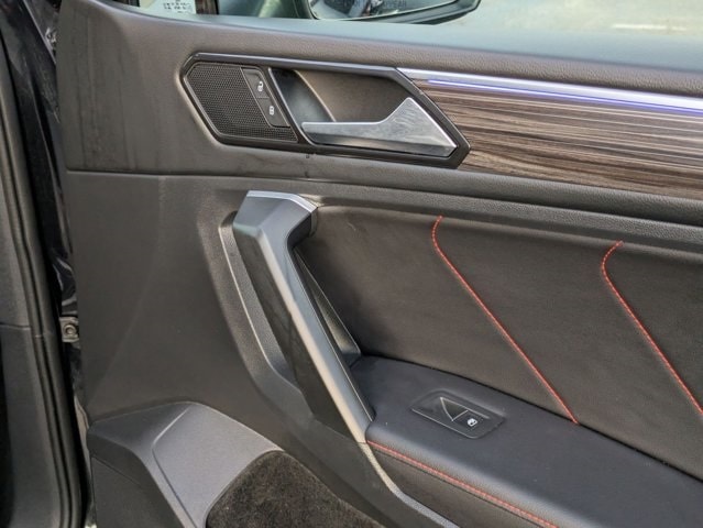 Thumbnail: 2024 Volkswagen Tiguan - 28