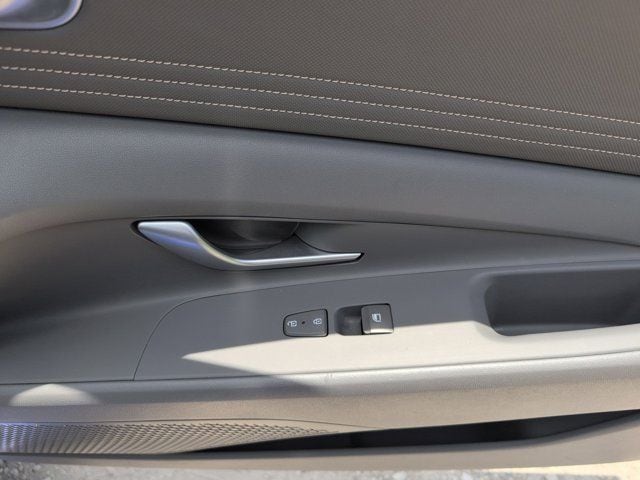 Thumbnail: 2025 Hyundai Elantra - 33
