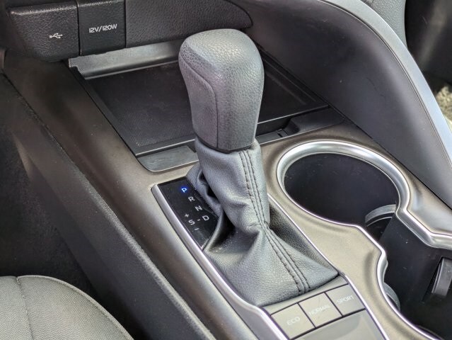 Thumbnail: 2024 Toyota Camry - 16