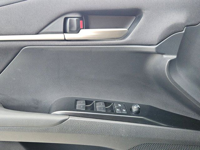 Thumbnail: 2025 Toyota Camry - 13