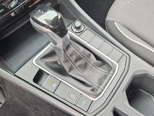 2025 Volkswagen Jetta Sport - Photo 19