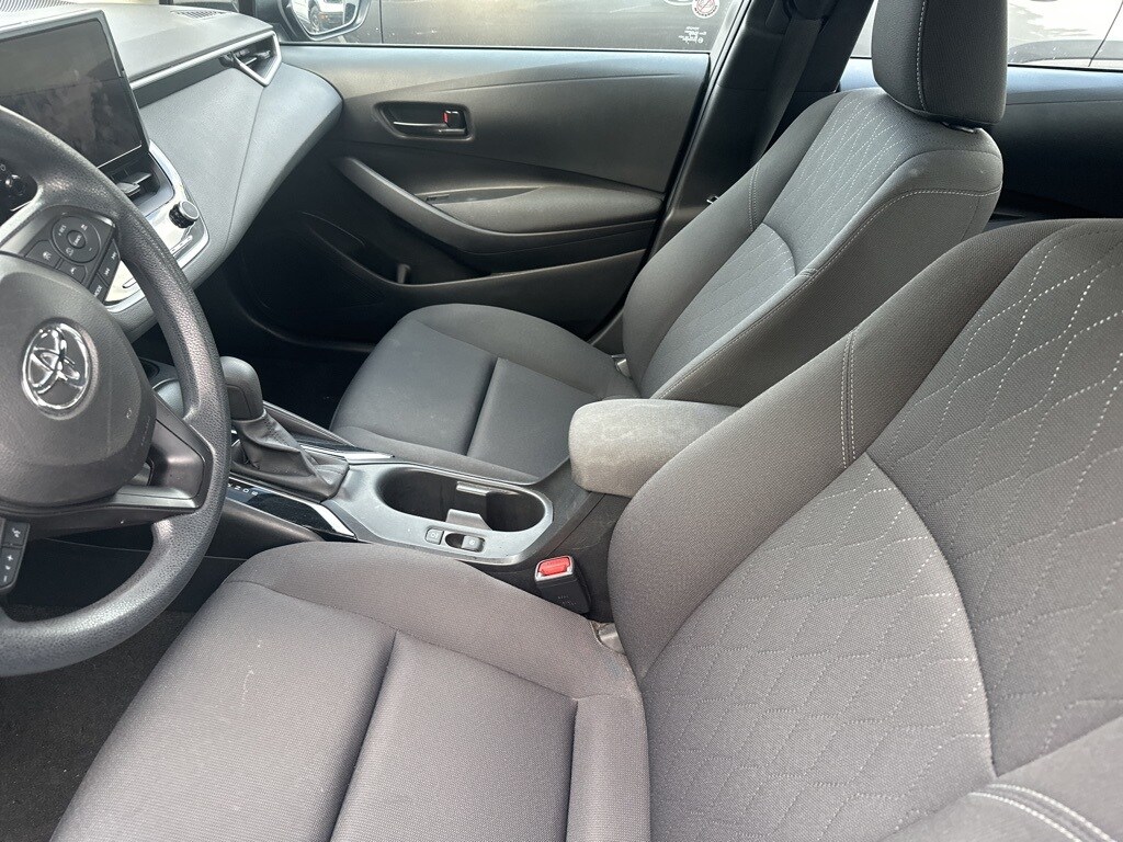 2024 Toyota Corolla LE photo 3