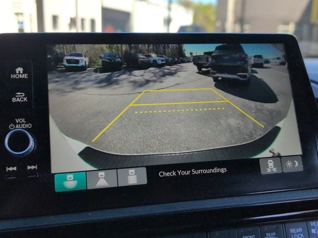 Thumbnail: 2025 Honda Odyssey - 17