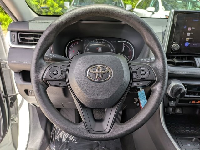 Thumbnail: 2024 Toyota RAV4 - 19