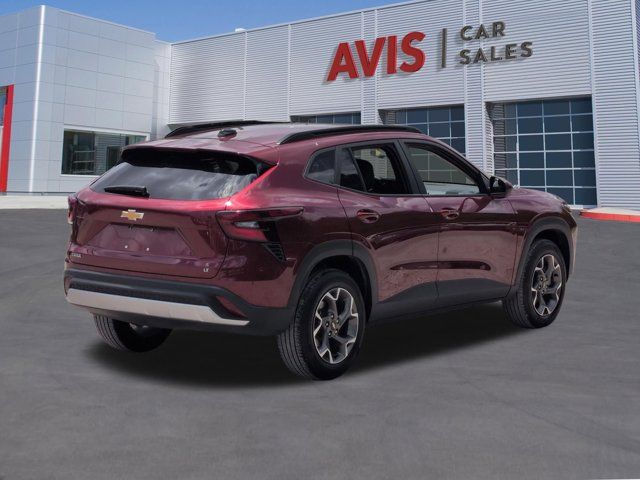 Thumbnail: 2025 Chevrolet Trax - 6