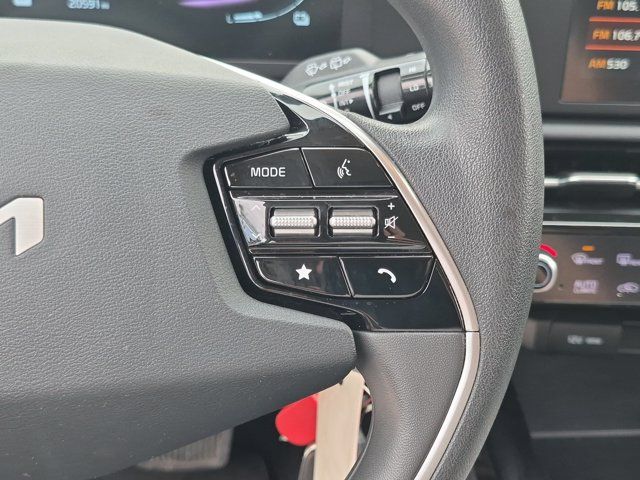 Thumbnail: 2025 Kia Niro - 21