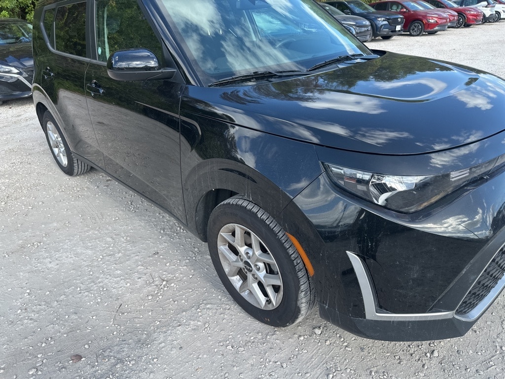 Certified 2023 Kia Soul LX Hatchback