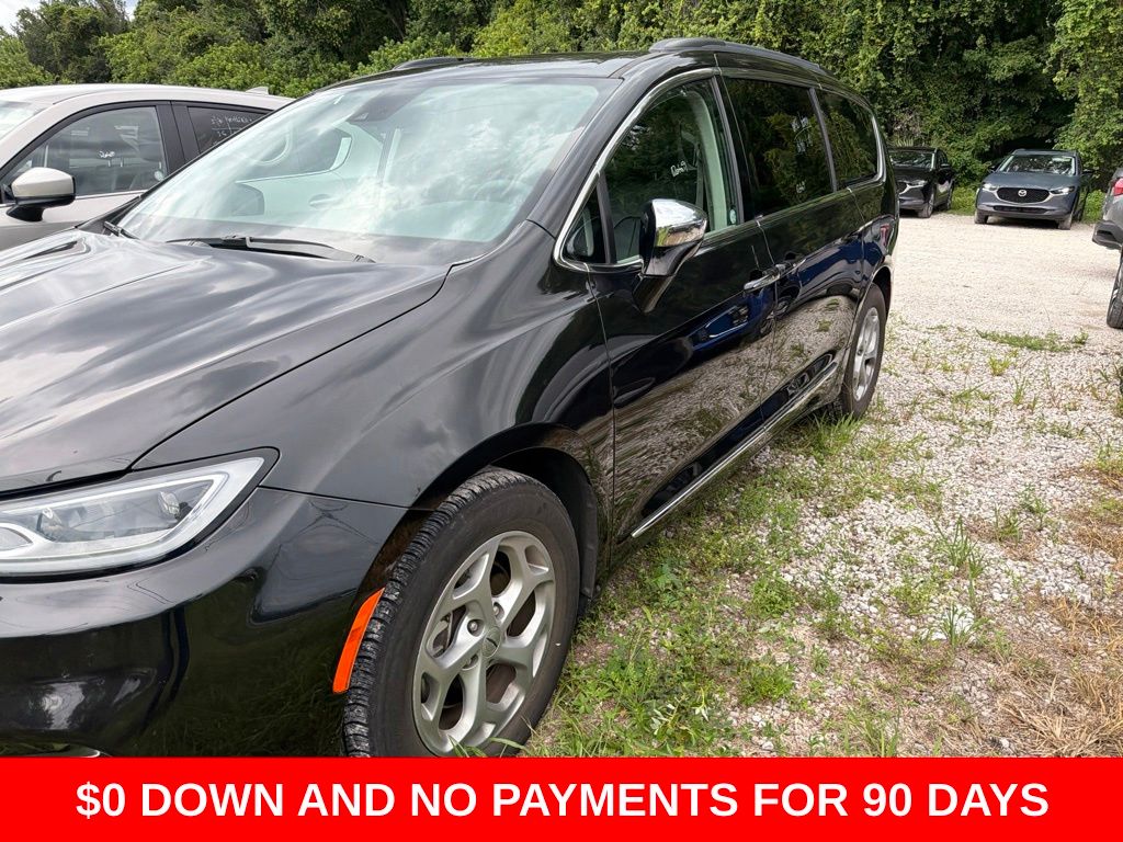 Thumbnail: 2023 Chrysler Pacifica - 1