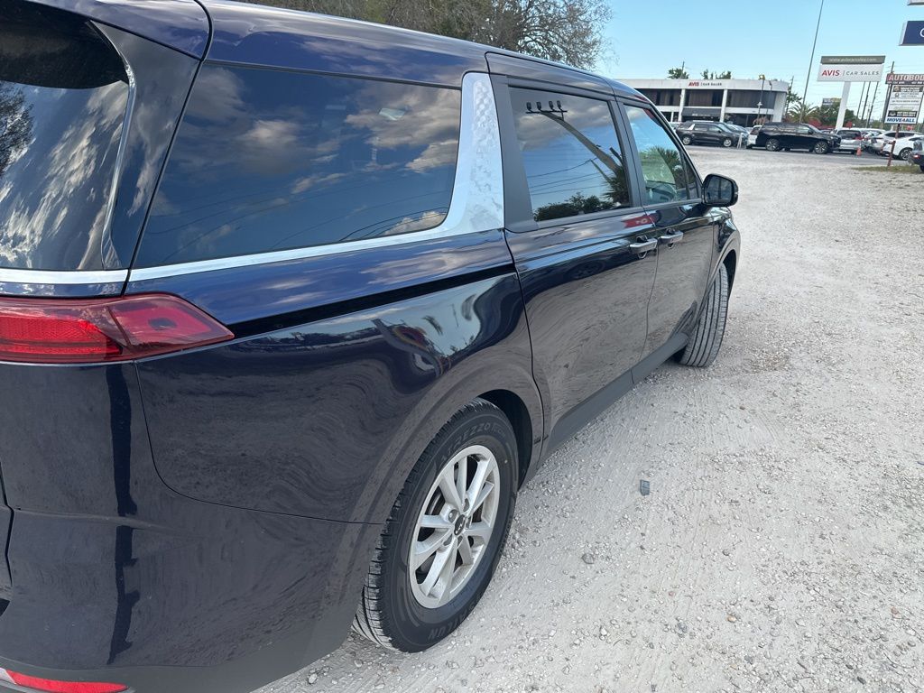 Thumbnail: 2024 Kia Carnival - 10