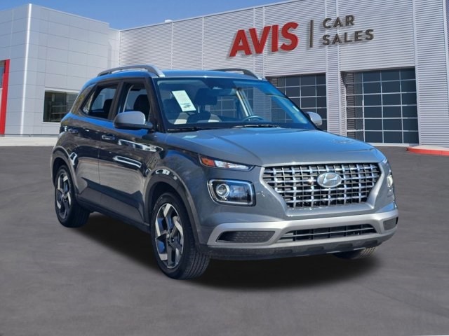 Thumbnail: 2025 Hyundai Venue - 3