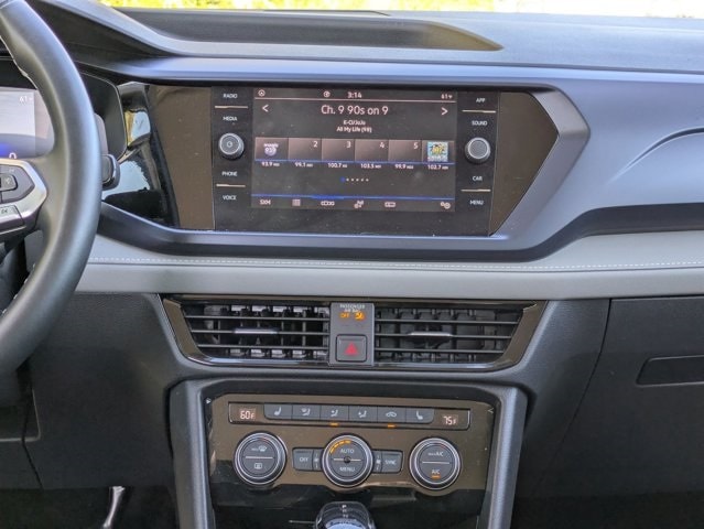 Thumbnail: 2024 Volkswagen Taos - 10