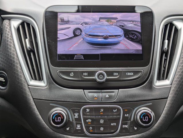 Thumbnail: 2024 Chevrolet Malibu - 17