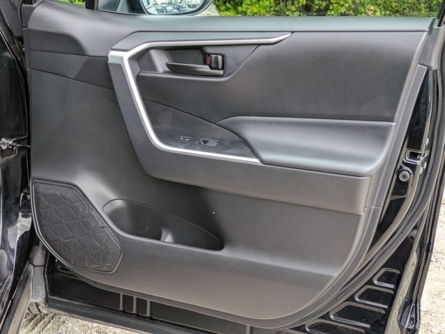 Thumbnail: 2024 Toyota RAV4 - 33