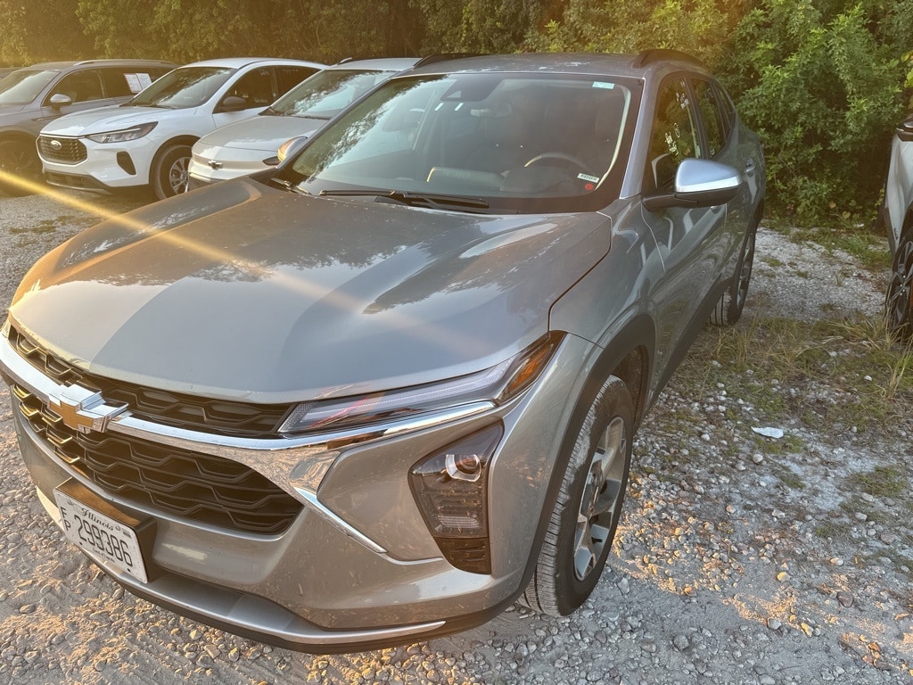 2025 Chevrolet Trax LT's photo