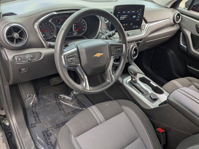 Thumbnail: 2025 Chevrolet Blazer - 16