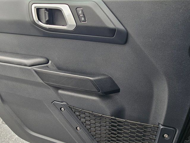 Thumbnail: 2025 Ford Bronco - 11