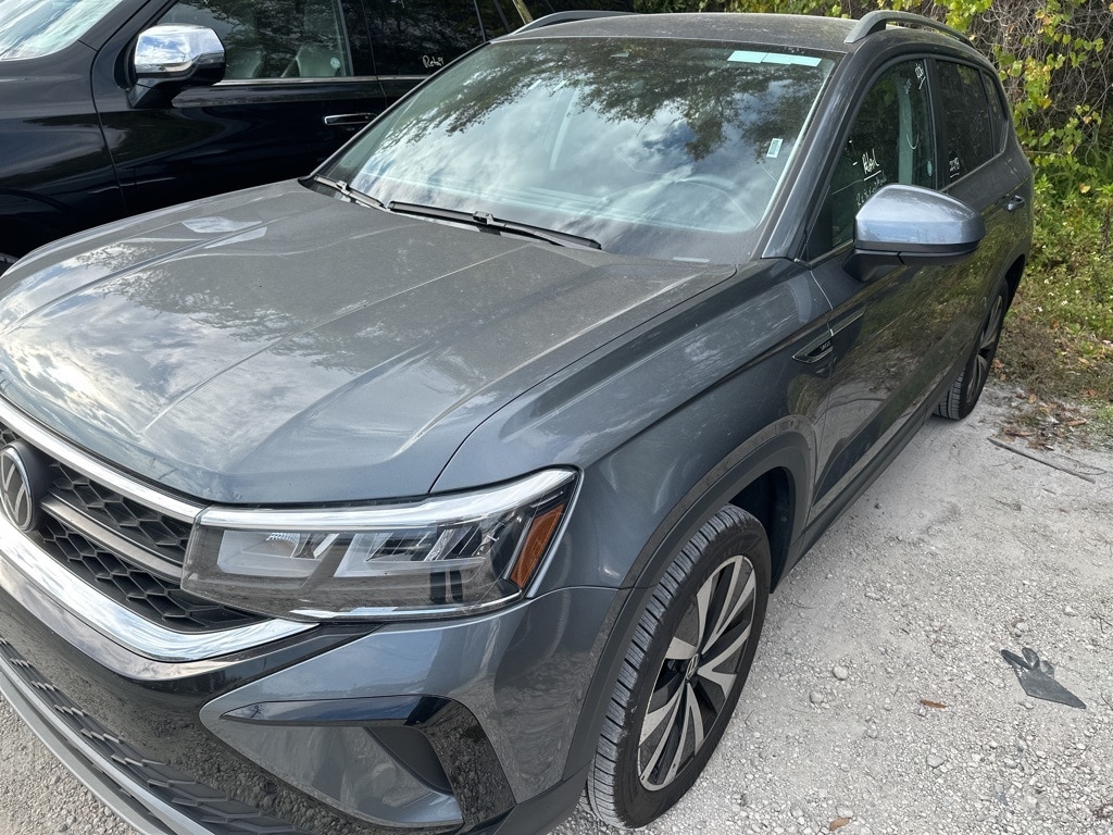 Certified 2024 Volkswagen Taos 1.5T SE SUV