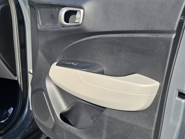 Thumbnail: 2025 Hyundai Venue - 33