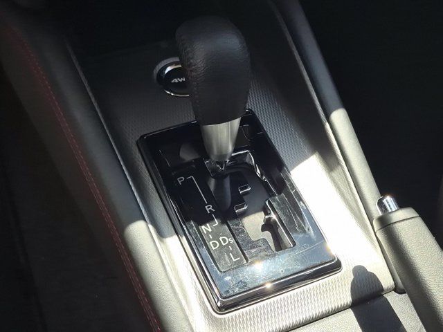 Thumbnail: 2025 Mitsubishi Outlander Sport - 19