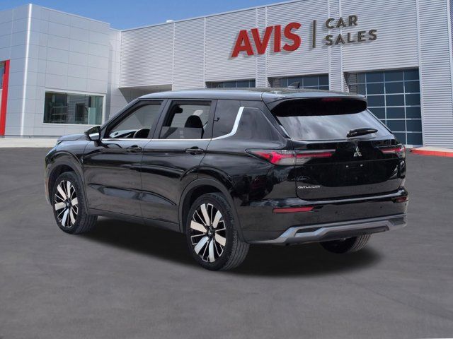 Thumbnail: 2025 Mitsubishi Outlander - 9