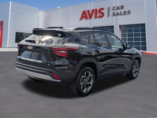 Thumbnail: 2025 Chevrolet Trax - 6