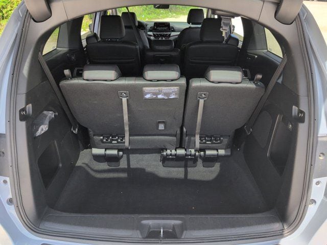 Thumbnail: 2025 Honda Odyssey - 28