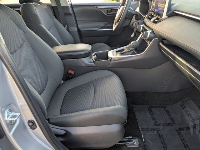 Thumbnail: 2025 Toyota RAV4 - 30